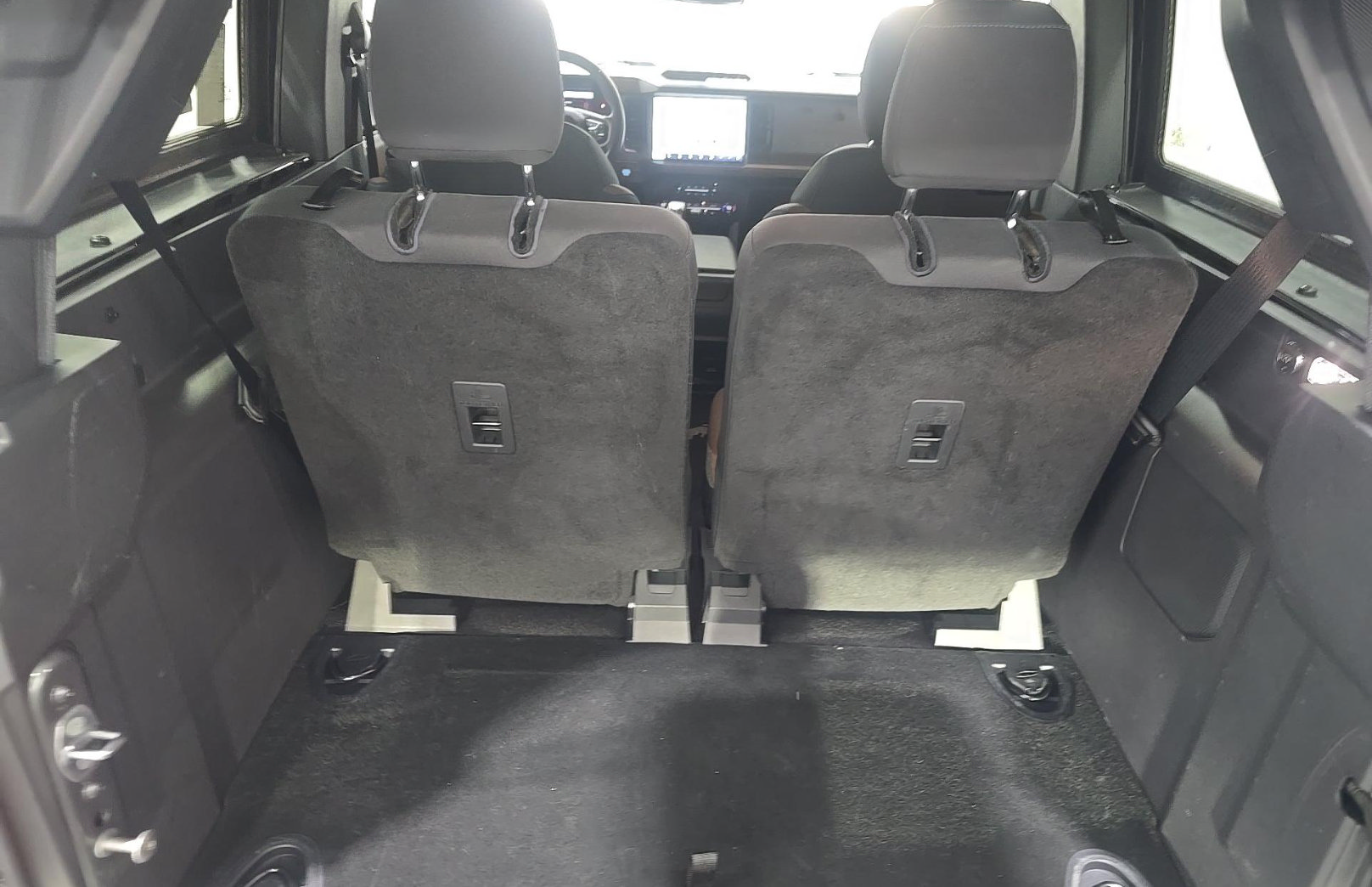 Used 2023 Ford Bronco Outer Banks AWD/4WD image 14