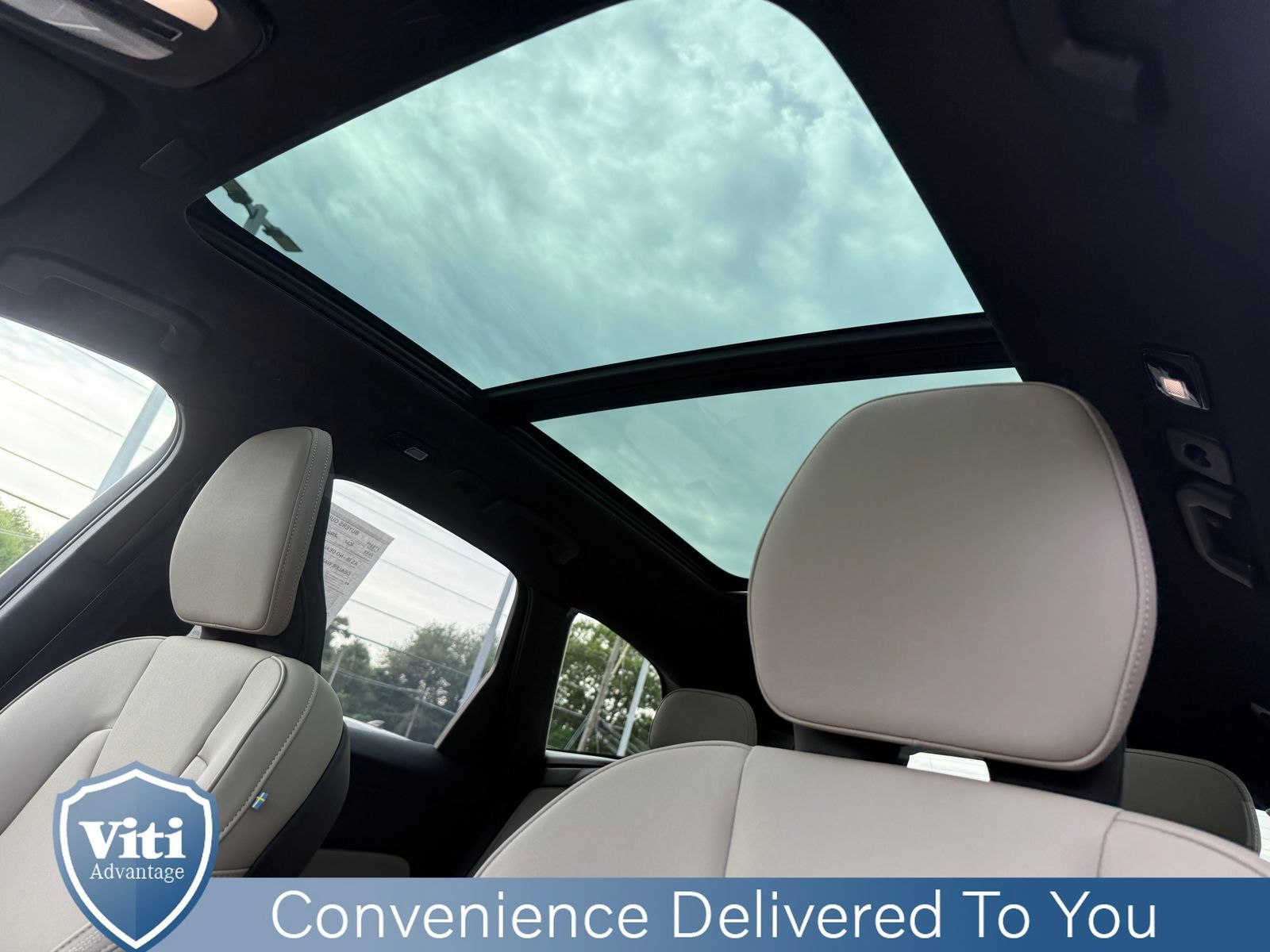 Used 2026 Volvo XC60 B5 Plus w/ Protection Package Premier AWD/4WD image 18