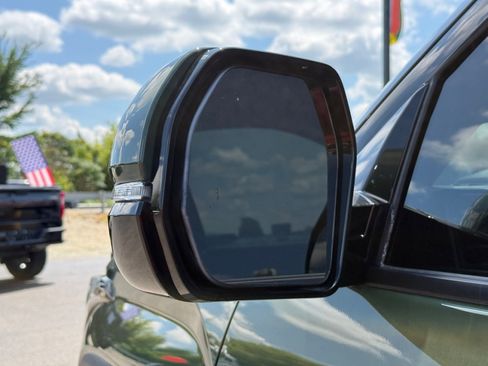 Used 2022 Toyota Tundra SR AWD/4WD image 34