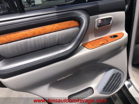 Used 2007 Lexus LX 470 4WD image 15
