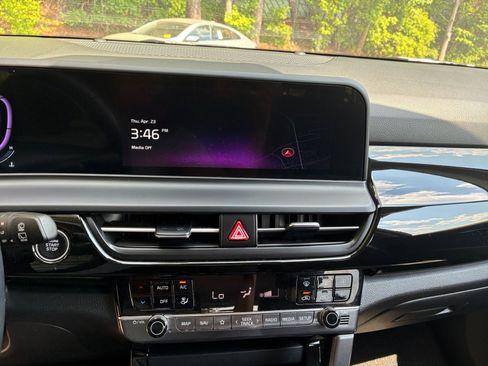 Used 2025 Kia Seltos S FWD image 22