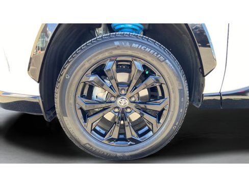 Used 2023 Toyota RAV4 XSE AWD/4WD image 20