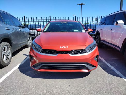 Used 2023 Kia Forte LXS FWD image 2