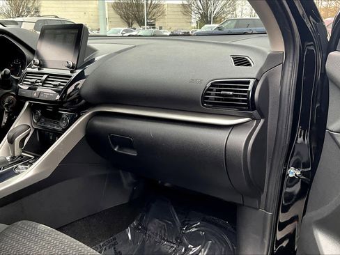 Used 2023 Mitsubishi Eclipse Cross LE AWD/4WD image 18