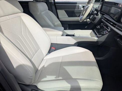 Used 2024 Hyundai Santa Fe SEL image 19