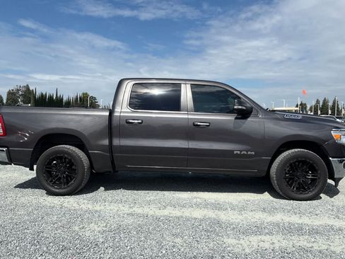 Used 2020 RAM 1500 Big Horn AWD/4WD image 9