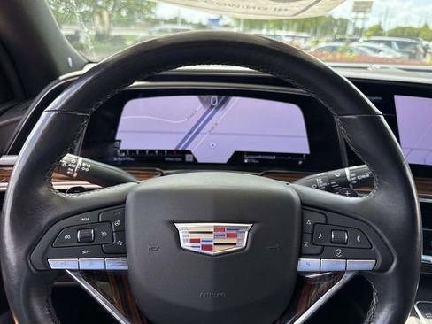 Used 2022 Cadillac Escalade Luxury RWD image 27