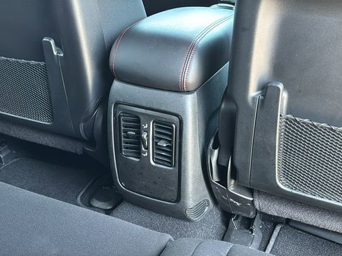 Used 2024 Dodge Durango GT AWD/4WD image 20