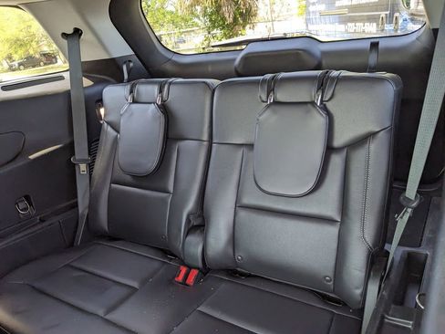 Used 2021 Ford Explorer XLT w/ Equipment Group 202A image 19