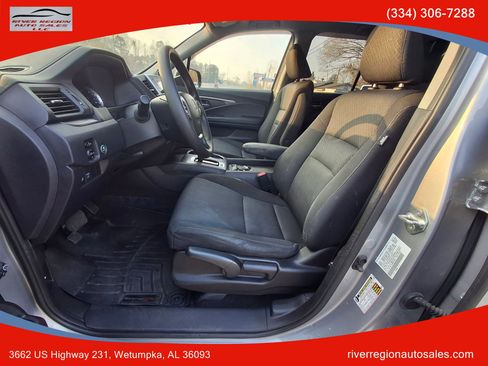 Used 2019 Honda Ridgeline Sport image 6
