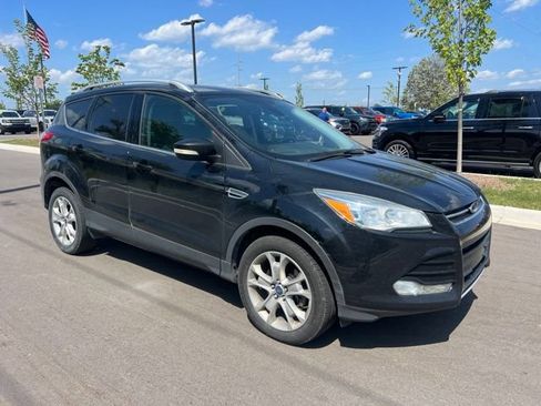 Used 2016 Ford Escape Titanium AWD/4WD image 3