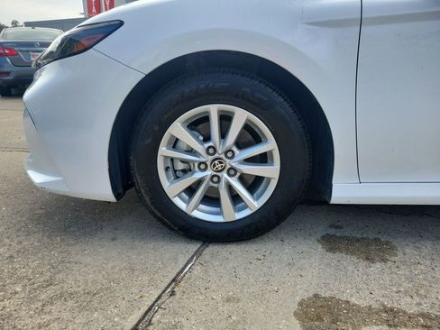 Certified 2025 Toyota Camry LE FWD image 34