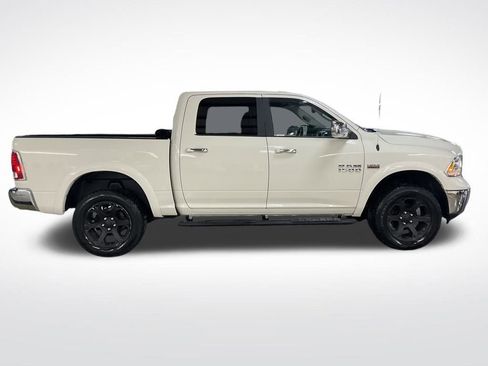 Used 2018 RAM 1500 Laramie w/ Convenience Group AWD/4WD image 7