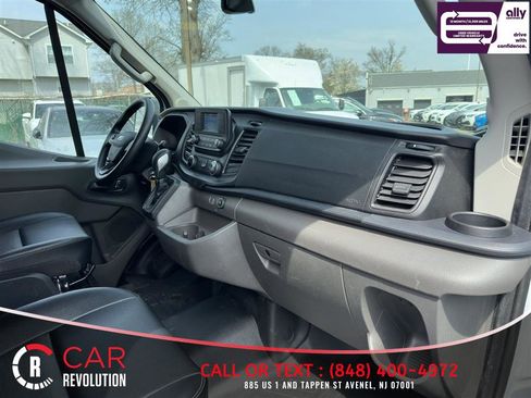 Used 2022 Ford Transit 250 148 High Roof AWD image 42