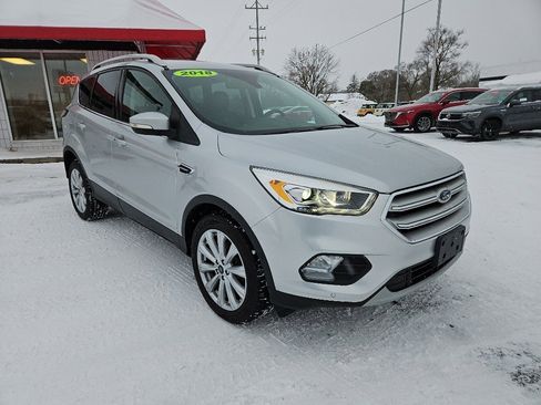 Used 2018 Ford Escape Titanium image 6
