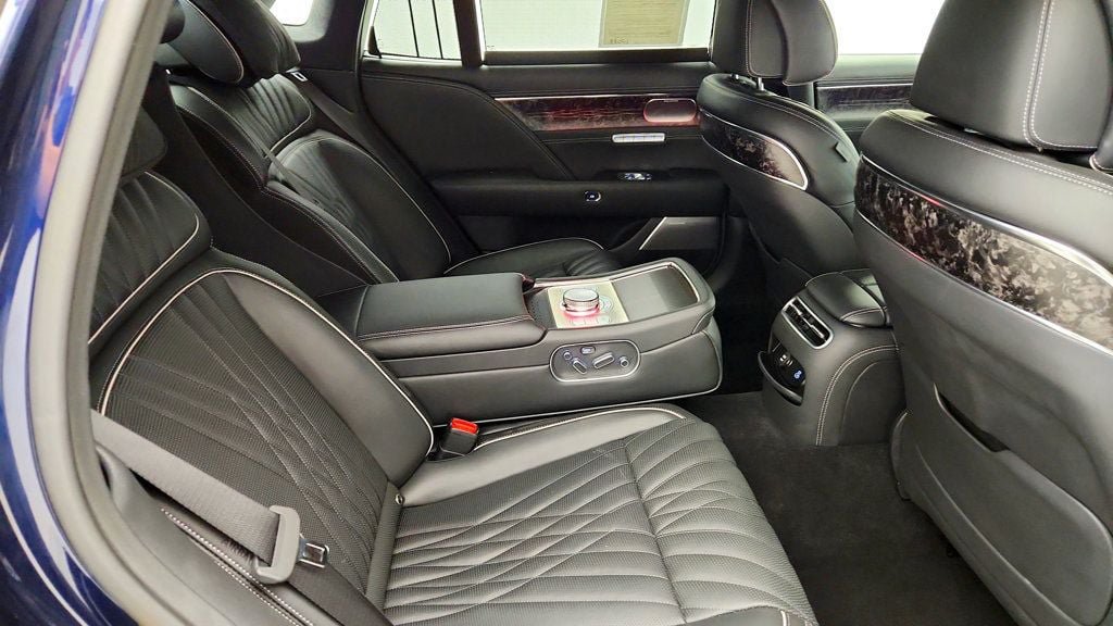 Used 2023 Genesis G90 3.5T AWD/4WD image 27