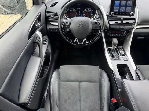 Used 2025 Mitsubishi Eclipse Cross SE AWD/4WD image 9