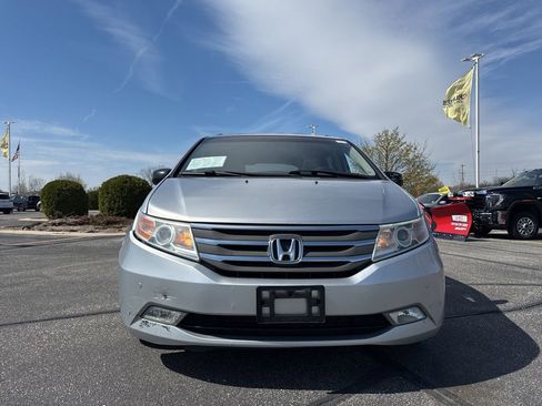 Used 2011 Honda Odyssey Touring image 2