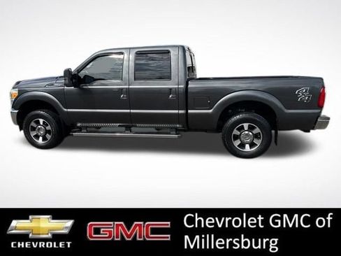 Used 2016 Ford F250 Lariat w/ Lariat Ultimate Package AWD/4WD image 5