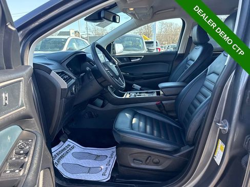 Used 2024 Ford Edge SEL w/ Sport Appearance Package image 19