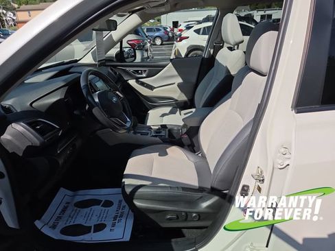 Used 2019 Subaru Forester Premium AWD/4WD image 14