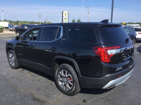 Used 2020 GMC Acadia SLE w/ LPO, Floor Liner Package image 8