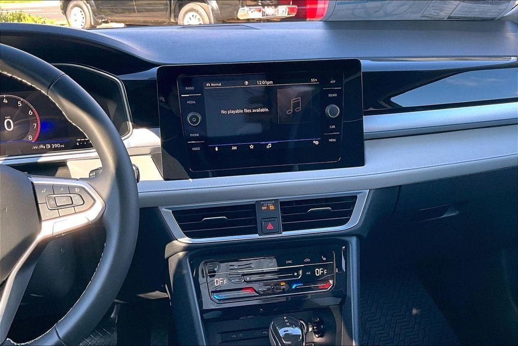 New 2026 Volkswagen Taos SE AWD/4WD image 5