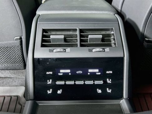 Certified 2026 Porsche Panamera GTS AWD/4WD image 27