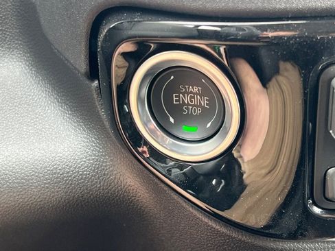 New 2026 Chevrolet Silverado 1500 LT w/ Z71 Off-Road Package AWD/4WD image 19