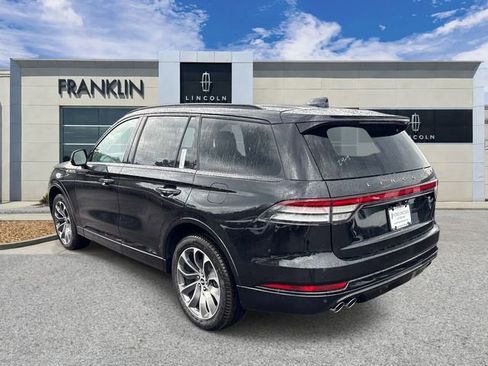 New 2026 Lincoln Aviator AWD w/ Jet Appearance Package image 5