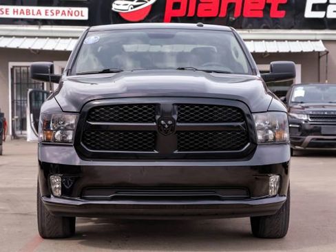 Used 2018 RAM 1500 Express w/ Black Ram 1500 Express Group image 7