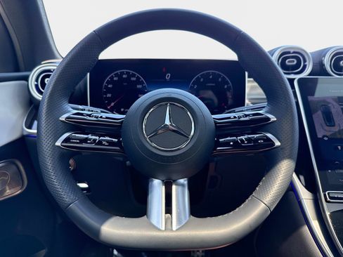 Certified 2023 Mercedes-Benz GLC 300 image 27