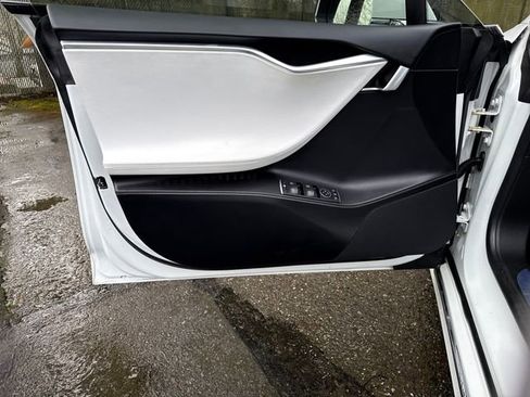 Used 2018 Tesla Model S 75D image 15