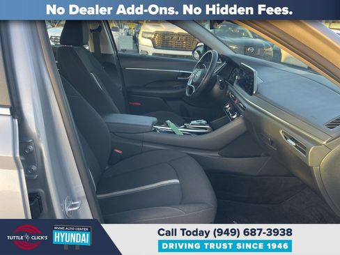 Used 2023 Hyundai Sonata SEL w/ Convenience Package FWD image 19