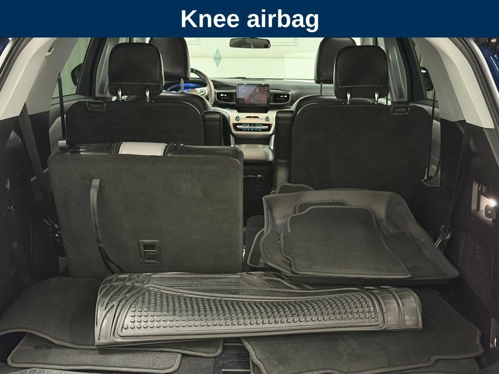 Used 2021 Ford Explorer XLT w/ Equipment Group 202A AWD/4WD image 17