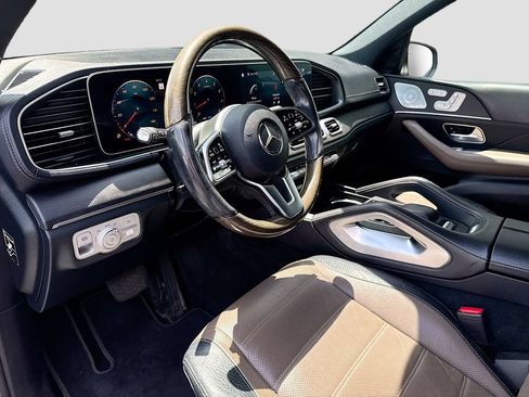 Used 2020 Mercedes-Benz GLS 450 4MATIC image 10