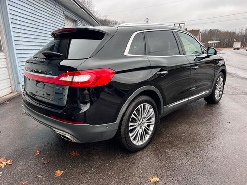 Used 2017 Lincoln MKX Reserve w/ Driver Assistance Package image 7