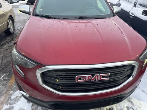 Used 2018 GMC Terrain SLE w/ Driver Convenience Package image 4