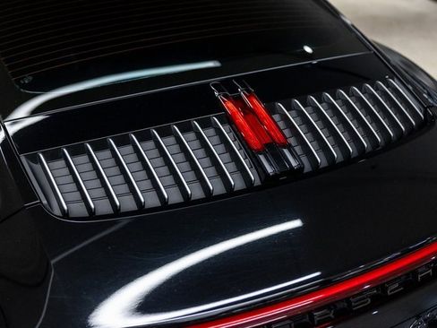 Certified 2024 Porsche 911 Carrera 4S image 22
