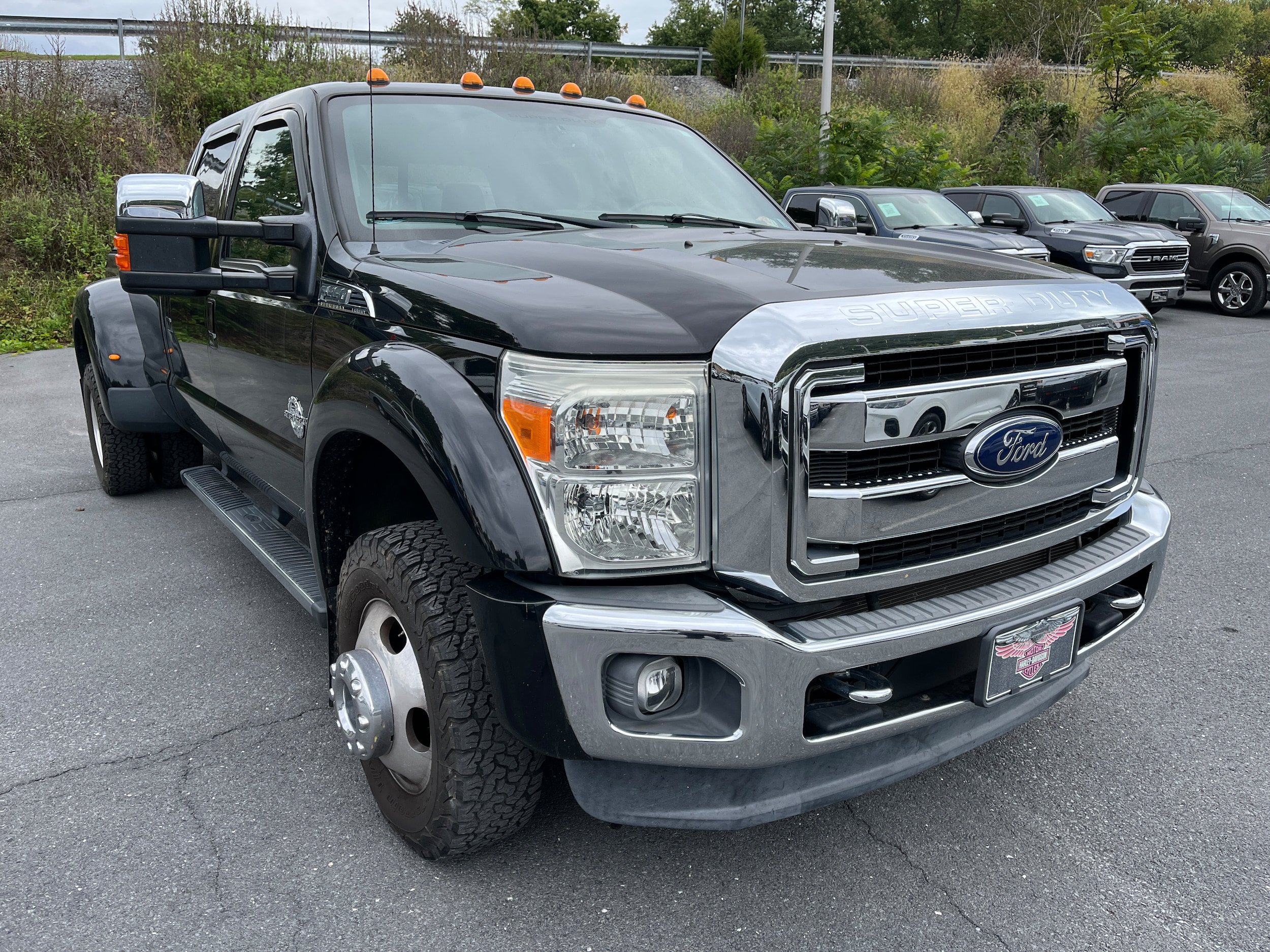 Used 2016 Ford F350 Lariat w/ Lariat Ultimate Package AWD/4WD image 4