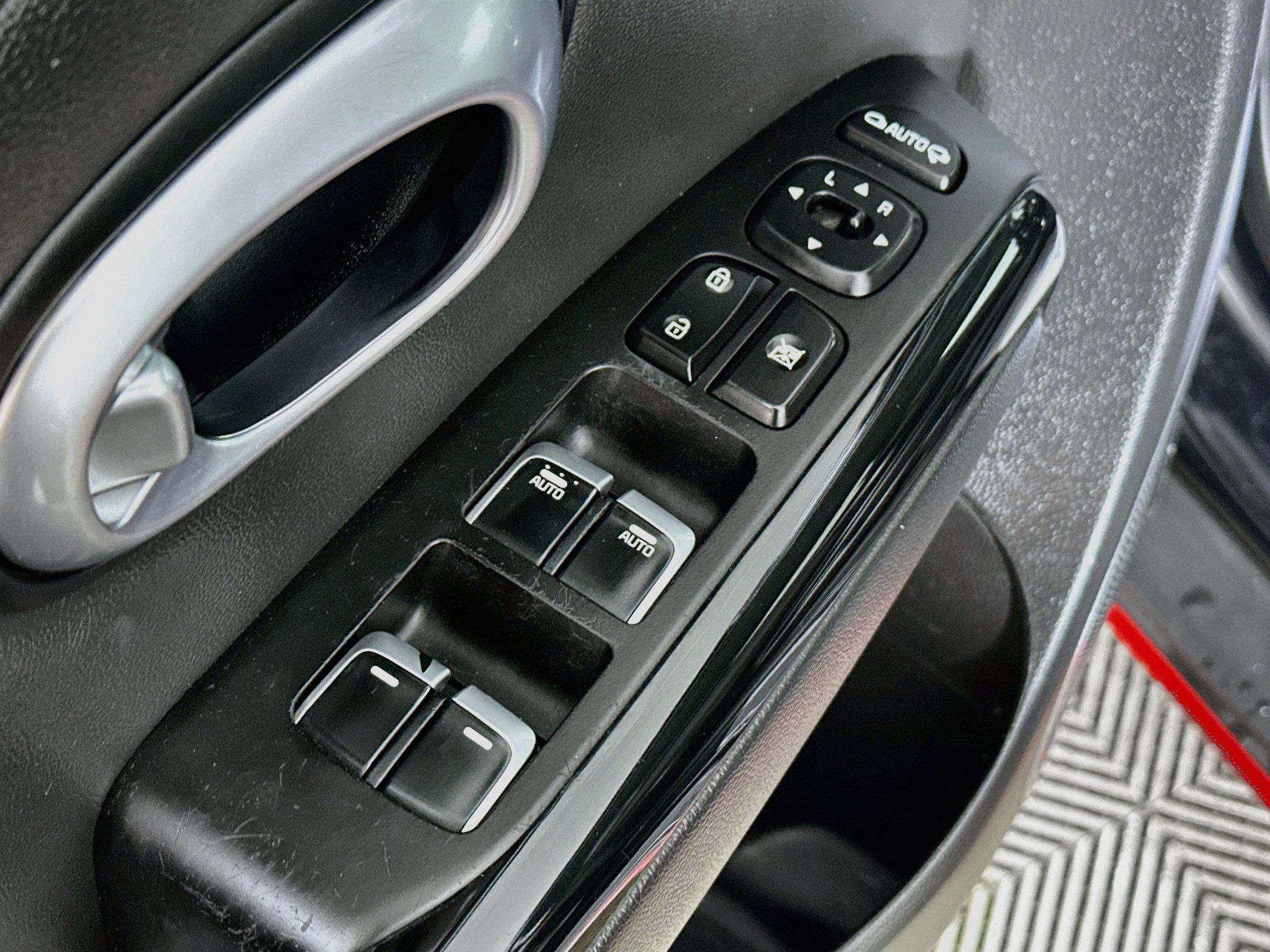 Used 2019 Kia Soul ! w/ Technology Package FWD image 17