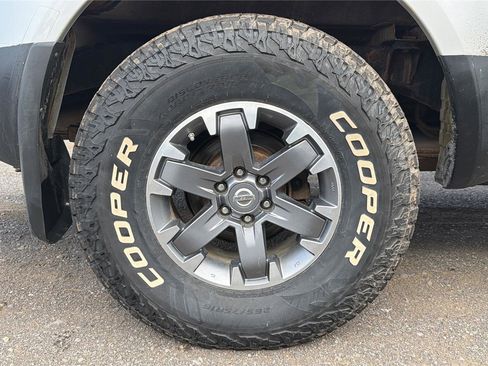 Used 2017 Nissan Frontier PRO-4X w/ Pro-4x Luxury Package AWD/4WD image 25