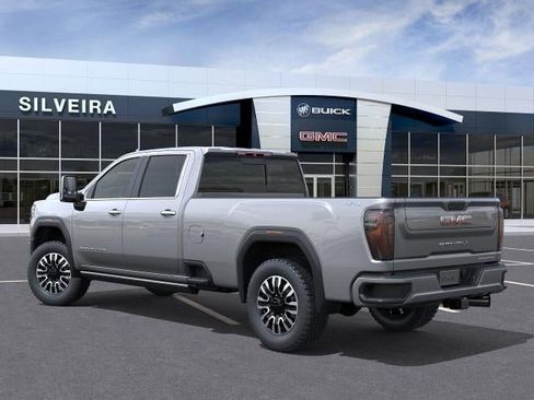 New 2025 GMC Sierra 2500 Denali Ultimate w/ Max Trailering Package image 3