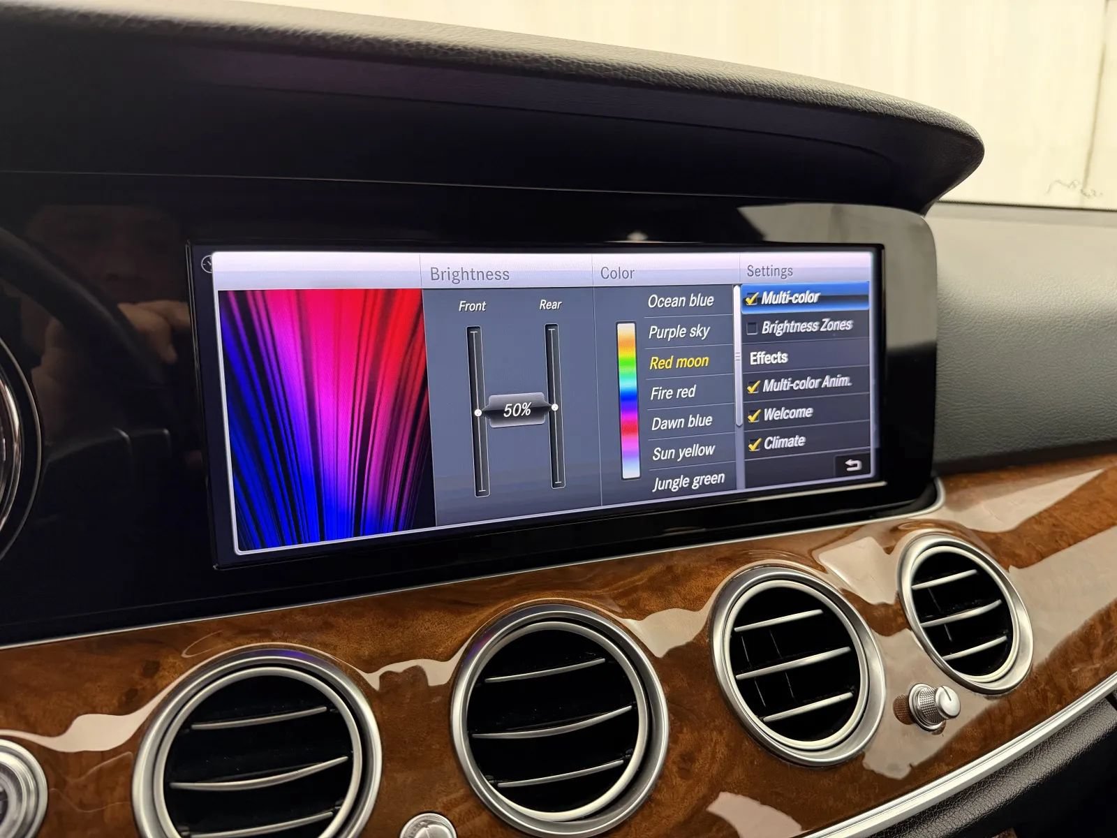 Used 2019 Mercedes-Benz E 450 4MATIC Wagon image 41