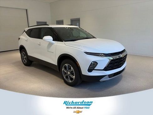 New 2026 Chevrolet Blazer LT w/ Convenience Package FWD image 1