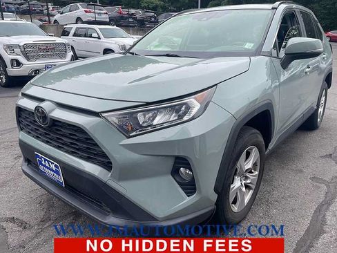 Used 2019 Toyota RAV4 XLE w/ Convenience Package AWD/4WD image 1