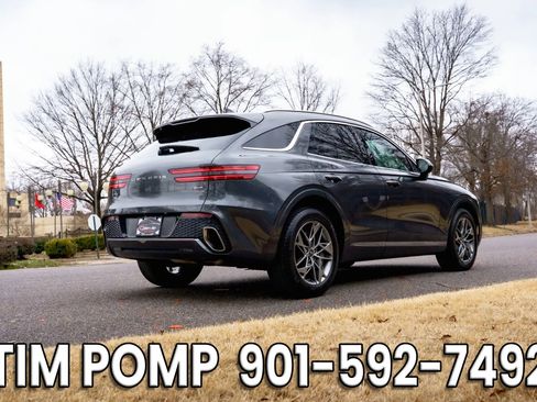 Used 2023 Genesis GV70 2.5T w/ Select Package image 5