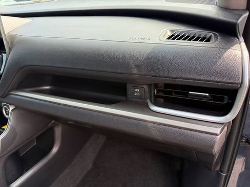 Used 2025 Toyota Grand Highlander AWD image 16