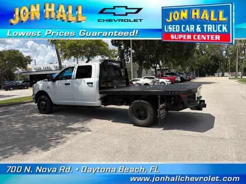 Used 2023 RAM 3500 Tradesman w/ Chrome Appearance Group AWD/4WD image 5