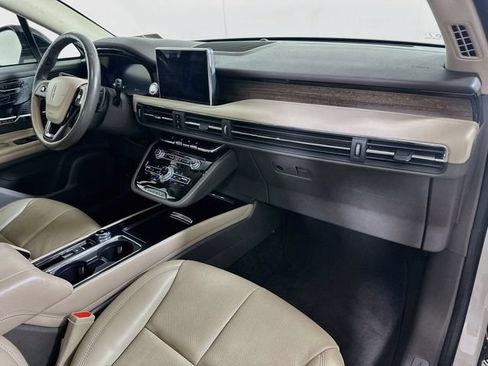Certified 2022 Lincoln Corsair Reserve w/ Equipment Group 201A AWD/4WD image 30